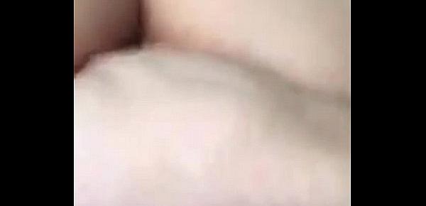  Make her cum with my fingers deep inside.MOV